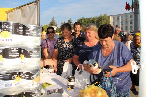 27 августа в Каменке состоялась выставка-ярмарка  «Покупай Приднестровское!»